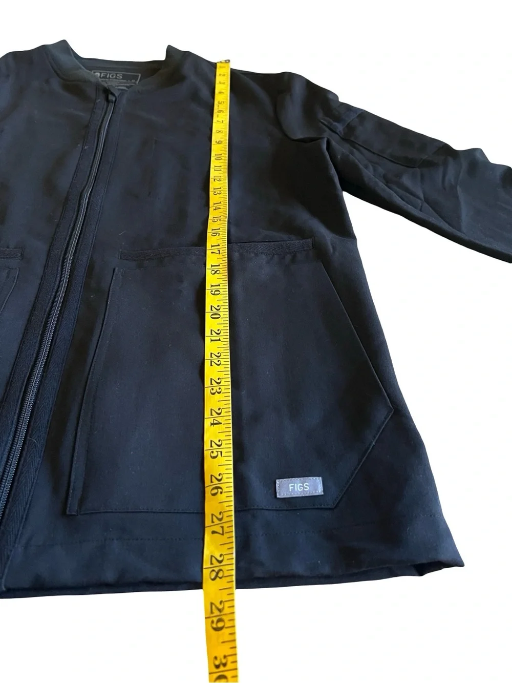 FIGS Men's Zapote Black Scrub Jacket Full-Zip Sz M Style MXXSW1003 Medical - Picture 9 of 10